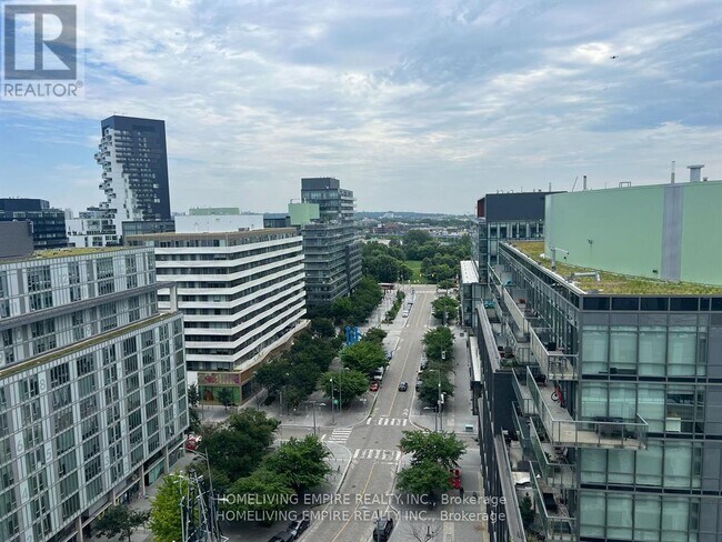 425 Front St E in Toronto, ON - Building Photo - Building Photo