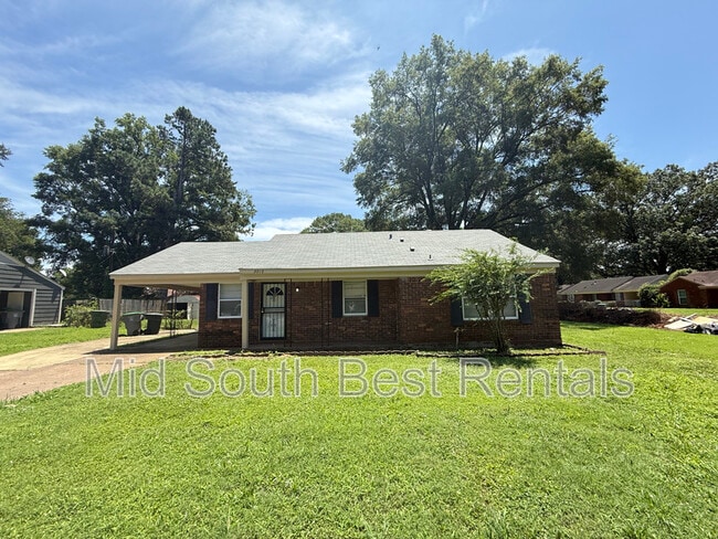 3010 Ashwood Cove