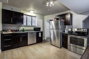 116 S 12th St in Pittsburgh, PA - Building Photo