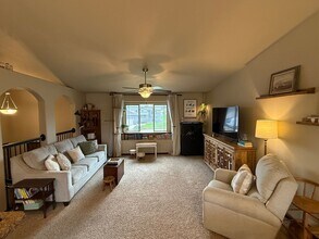 2 Eli Dr in Rapid City, SD - Building Photo - Building Photo