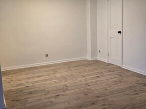 700 Summer St, Unit 8L in Stamford, CT - Building Photo - Building Photo