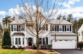 10532 Coral Berry Dr in Manassas, VA - Building Photo