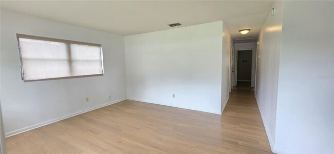 property at 410 S Oakwood Ave