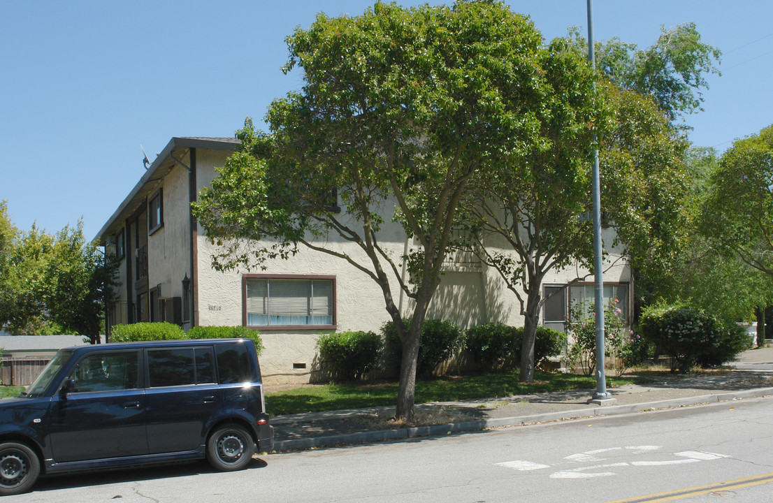 16710 Barnell Ave in Morgan Hill, CA - Building Photo