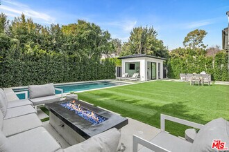 211 Veteran Ave in Los Angeles, CA - Building Photo - Building Photo