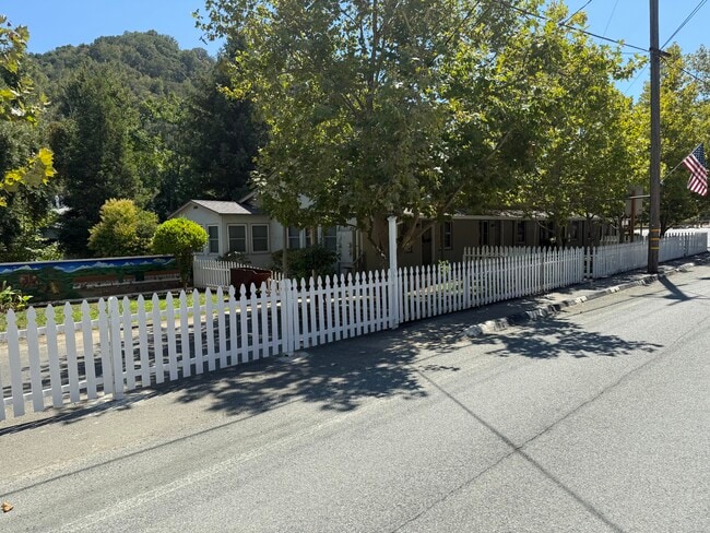 21744 Almaden Rd, Unit 3