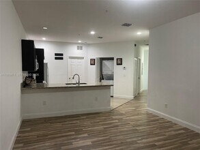 1955 Marsh Harbor Dr in Riviera Beach, FL - Building Photo - Building Photo