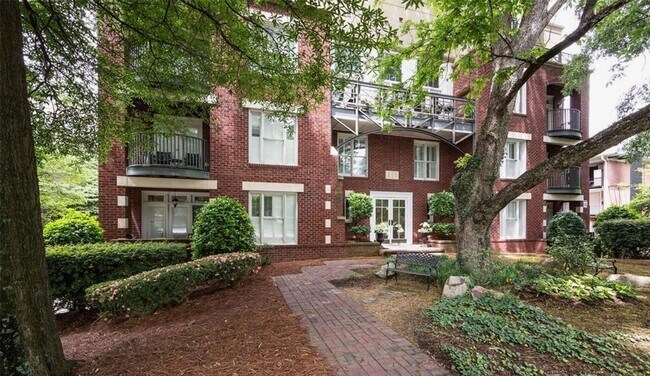 property at 416 Queens Rd