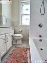 80 Fairbanks St, Unit 2 in Boston, MA - Foto de edificio - Building Photo