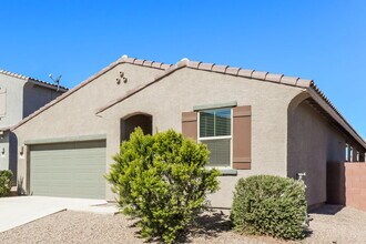 12100 W Charismatic Dr in Marana, AZ - Building Photo - Building Photo