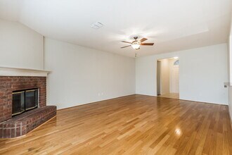 1101 Marcia Ln in Burleson, TX - Building Photo - Building Photo