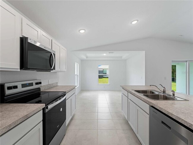 1240 Birchcrest Blvd in Port Charlotte, FL - Building Photo - Building Photo