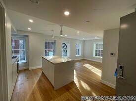 22 Fleet St, Unit 8 in Boston, MA - Building Photo