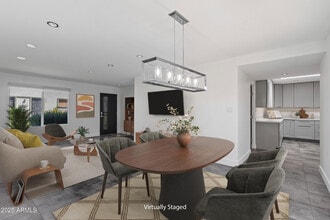 5859 E Thomas Rd in Scottsdale, AZ - Building Photo - Building Photo