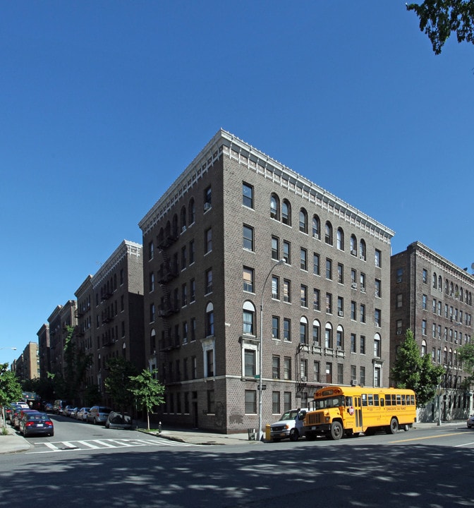 2600 Amsterdam Ave in New York, NY - Foto de edificio