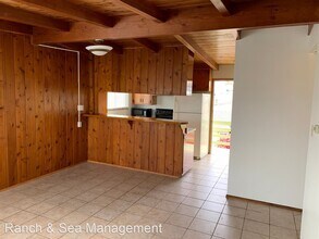 834 S Pacific St in Oceanside, CA - Building Photo - Building Photo