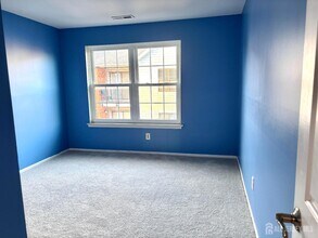 98 Keystone Ct in Edison, NJ - Building Photo - Building Photo