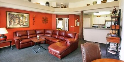 Adobe Highlands Luxury Apartments in Bullhead in Bullhead City, AZ - Foto de edificio - Building Photo