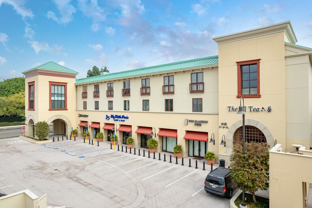416-418 E Las Tunas Dr in San Gabriel, CA - Building Photo