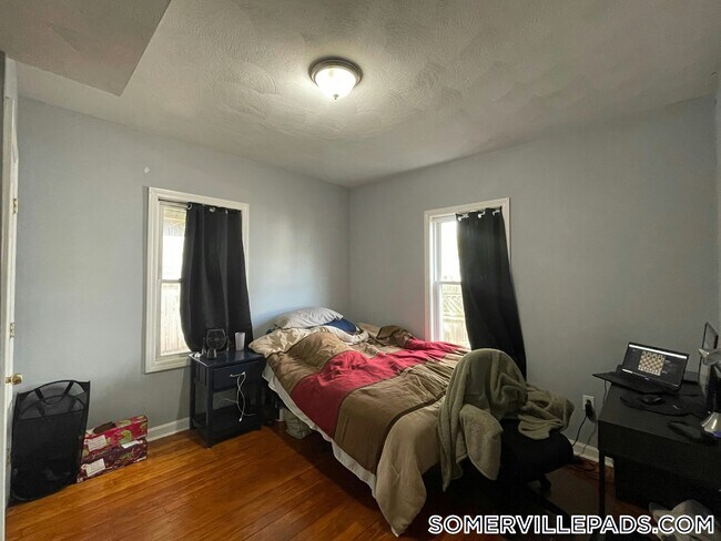 48 Derby St in Somerville, MA - Building Photo - Building Photo