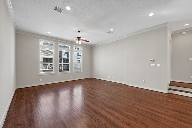 property at 1237 Hobbs Reach Ln