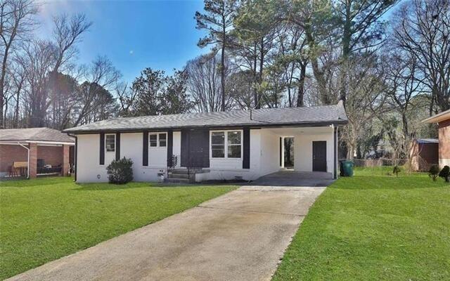 property at 3047 Horse Shoe Dr