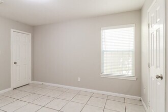 13732 W Cancun in Houston, TX - Building Photo - Building Photo