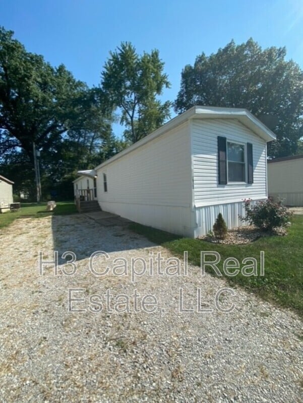 property at 1922 Page Ave