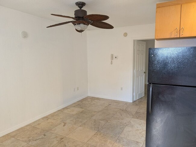 728 NE 13th Ct in Fort Lauderdale, FL - Building Photo - Building Photo