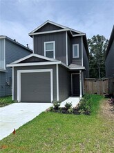 21321 Carosella Dr in New Caney, TX - Building Photo - Building Photo