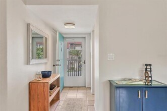 1250 N Portofino Dr in Sarasota, FL - Building Photo - Building Photo