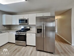 2608 32nd Village Ave in Tampa, FL - Building Photo - Building Photo