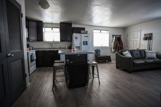 240 N 17th St, Unit 17th Street in Grand Junction, CO - Building Photo - Building Photo