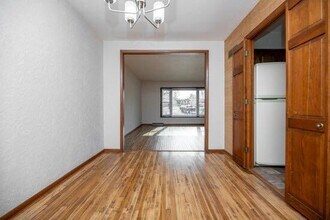 2303 W Pintura Ct in Peoria, IL - Building Photo - Building Photo