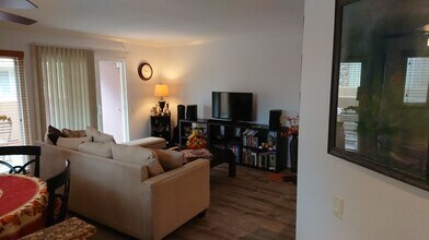 15363 Maturin Dr in San Diego, CA - Building Photo - Building Photo