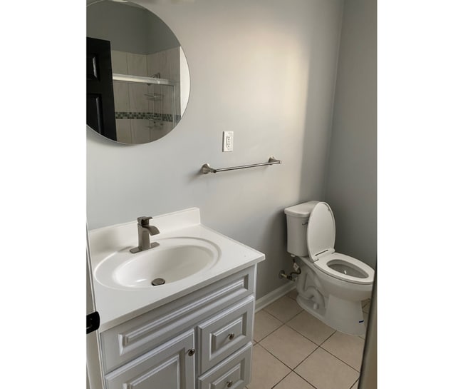 2800 The Alameda in Baltimore, MD - Building Photo - Building Photo