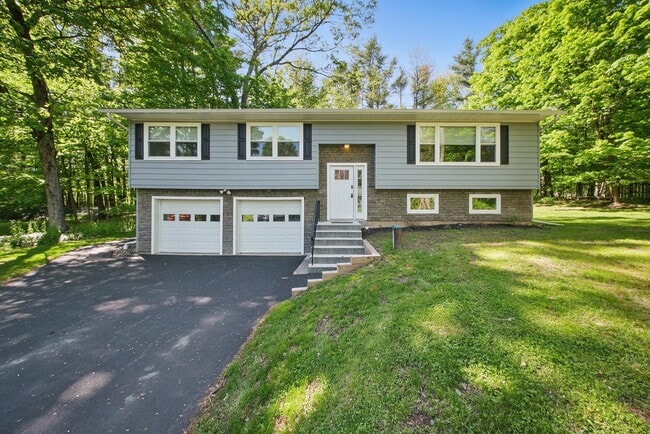 property at 30 Doe Rd
