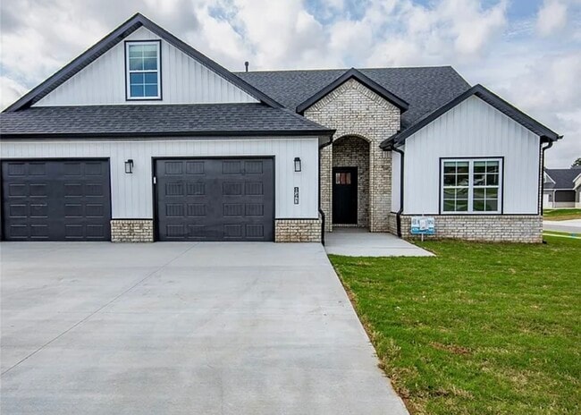 841 Round Top St in Prairie Grove, AR - Building Photo - Building Photo
