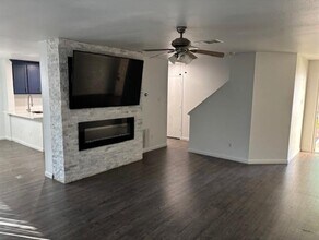 3024 St Ursula Dr in Dallas, TX - Building Photo - Building Photo