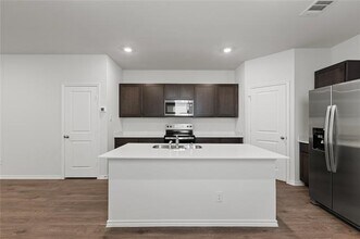 7016 Vining Dr in Princeton, TX - Building Photo - Building Photo