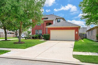 1030 Riverwood Dr in Dickinson, TX - Building Photo - Building Photo