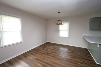 1796 Claudia Cir in Valdosta, GA - Building Photo - Building Photo