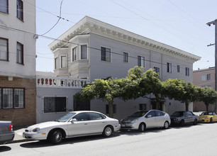 1681-1689 Greenwich St in San Francisco, CA - Building Photo - Building Photo