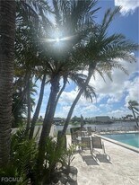 4002 SE 19th Ave, Unit 106 in Cape Coral, FL - Building Photo