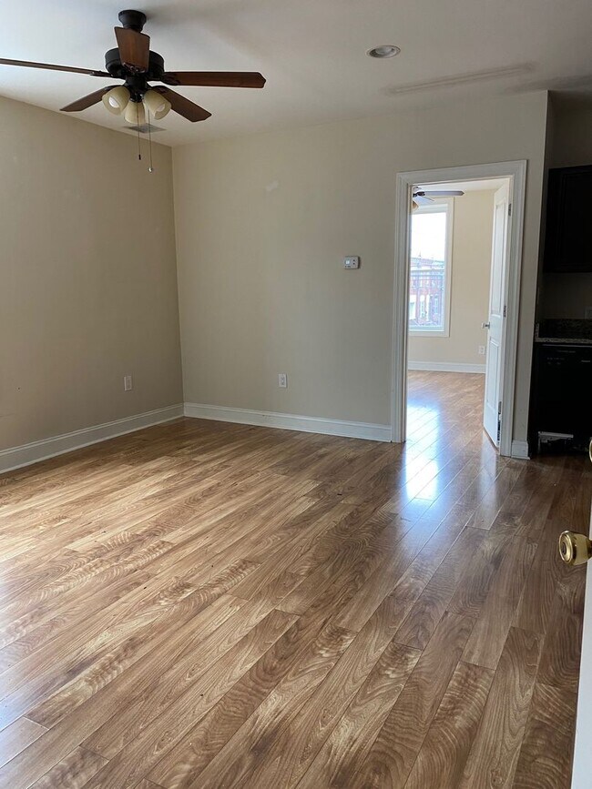 1800 S 18th St in Philadelphia, PA - Building Photo - Building Photo