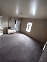 708 Linden Pl in Elmira, NY - Building Photo - Building Photo