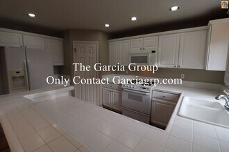 6034 Northeast Birch Street in Hillsboro, OR - Building Photo - Building Photo