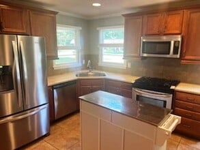 4520 Pine Tree Cir in Vestavia Hills, AL - Building Photo - Building Photo