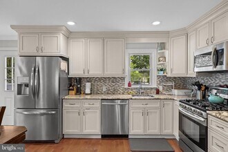 7 Tinker Dr in Mount Holly, NJ - Building Photo - Building Photo
