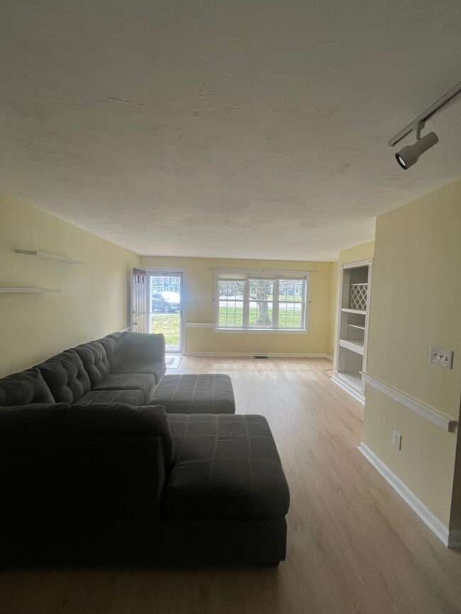 property at 48 Hobart Ln